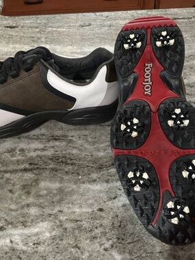 NEW, NEVER worn Footjoy golf shoes, 9.5 Black, white, w/brown